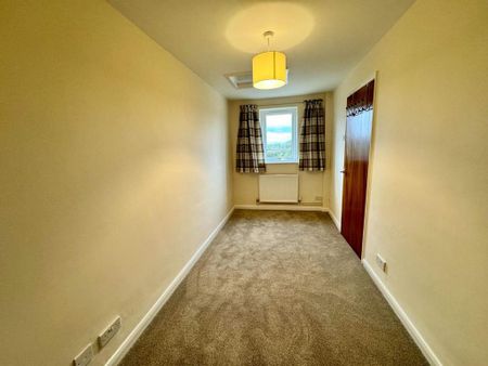 2 bedroom detached bungalow to rent - Photo 3