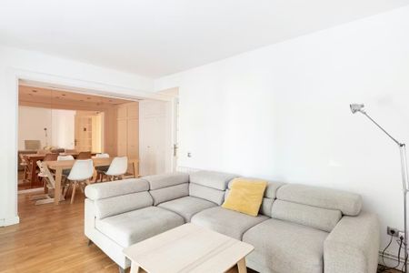 Avinguda de Frederic Rahola, Barcelona, Catalonia 08032 - Photo 3