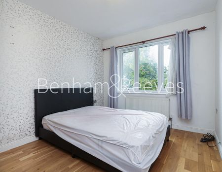 3 bedroom apartment to rent - Photo 3