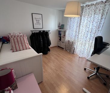 4.5-ROOM APARTMENT IN DIETLIKON (ZH), FURNISHED, TEMPORARY - Foto 1