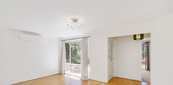 Cosy Family Home - Photo 2