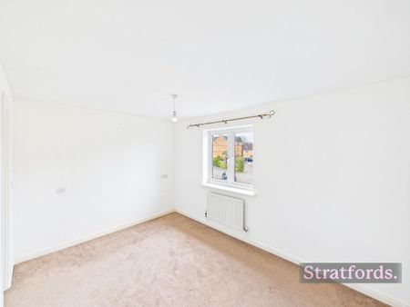 3 bedroom detached house to rent - Photo 2