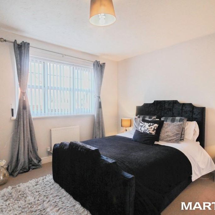 3 bedroom semi-detached house to rent - Photo 1