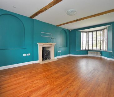 5 bedroom detached house to rent - Photo 2