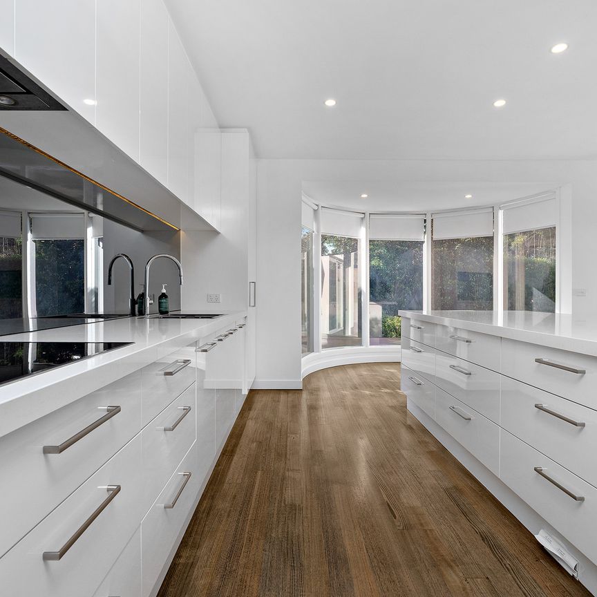 19 Iona Street, Black Rock VIC 3193 - House For Rent | Domain - Photo 1