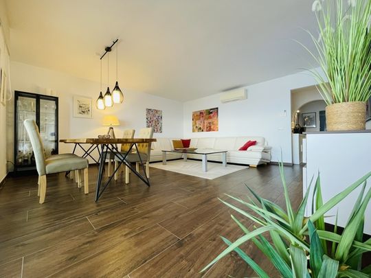 Beautiful sea view penthouse on the harbor of Port Adriano - Photo 1