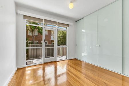 Unit 3/32 Edgar Street, Glen Iris. - Photo 3