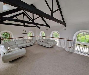 Zelah, Truro, TR4 - Photo 1