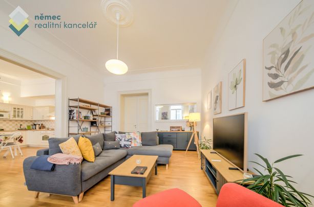 Pronájem bytu 3+1 107 m² - Photo 1