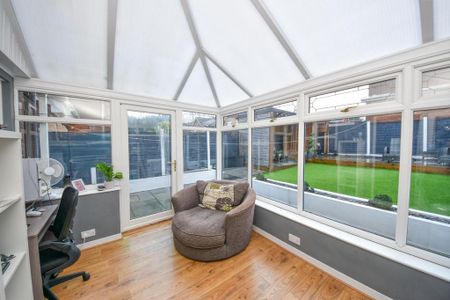 3 bedroom semi-detached house to rent - Photo 3