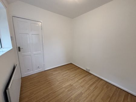 Wych Hill, Woking, Surrey, GU22 - Photo 4