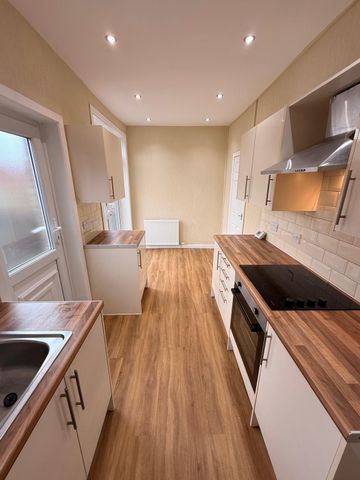 Stunning Refurbed 2 Bed Family Home To Let In Darwen, Blackburn - Photo 4