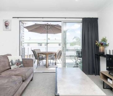 Modern Townhouse in Prime Location – Close to CBD, Hospitals & Hami... - Photo 1