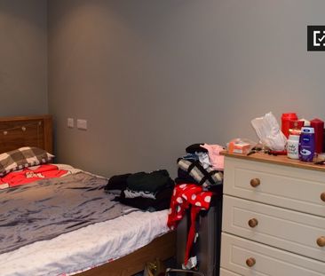 Room to rent in 4-bedroom houseshare in Whitehall, Dublin - Photo 4