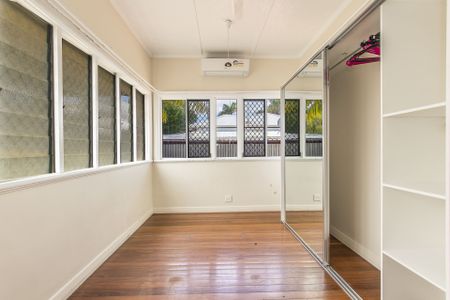 12 Howitt Street, North Ward - Photo 3