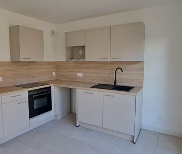 Maison 5 pièces de 102 m² à Vernouillet (78540) - Photo 4