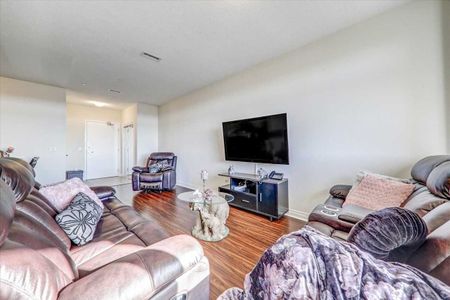 For Lease - 39 New Delhi Drive Unit# 614, Markham, Ontario - Photo 2