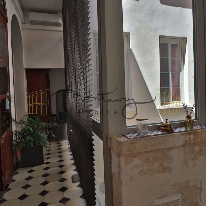 A LOUER P3 BIS MEUBLE CENTRE VILLE PROCHE DES ARENES - Photo 1