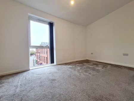 2 bedroom flat to rent - Photo 3