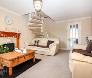 2 bedroom semi-detached house to rent - Photo 1