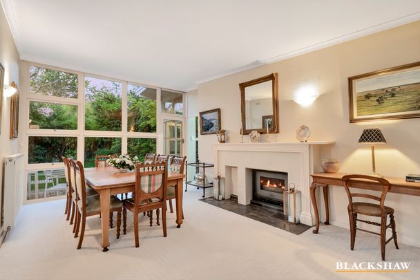 14 Gawler Crescent, Deakin ACT 2600 - House For Rent | Domain - Photo 1