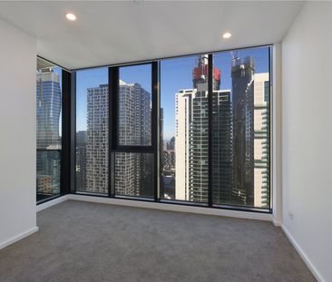 2512/560 Lonsdale Street - Photo 1