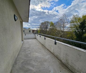 Location Appartement 3 pièces 71m² BESANCON 25000 - Photo 4