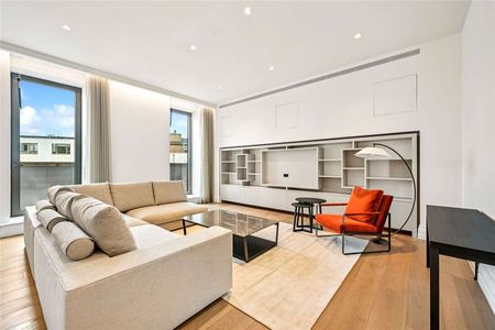 Sophisticated 3-Bedroom Apartment in the Regents Crescent development with concierge, facilities and parking. - Photo 2