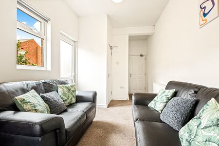 Room in a Shared House, Welland Road, CV1 - Photo 5