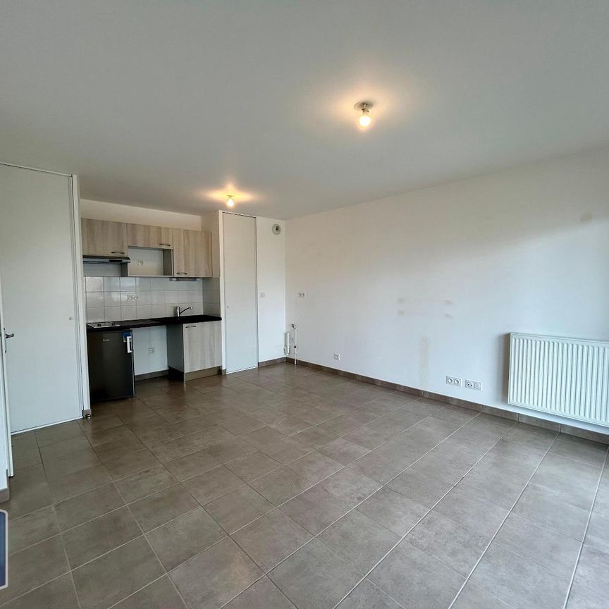 Location Appartement 2 pièces 40m² MONTLOUIS SUR LOIRE 37270 - Photo 1