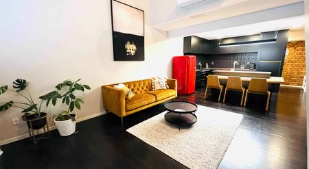 Great one bedroom loft - Photo 3