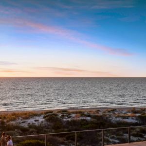 Coastal Living Just Moments from Henley Beach - Photo 3
