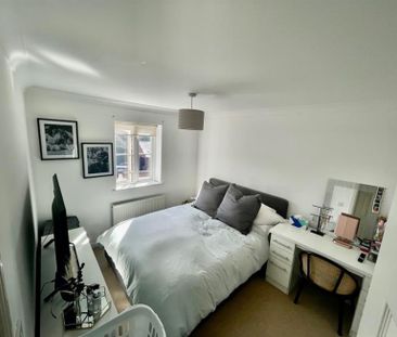 4 Bedroom Semi Detached To Let - Photo 5