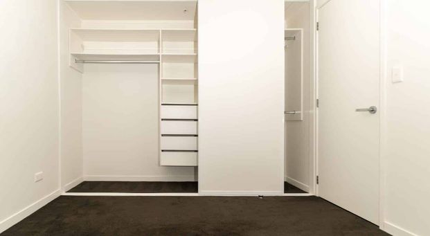 1.5 Bedroom apartment in Sugartree - Photo 1