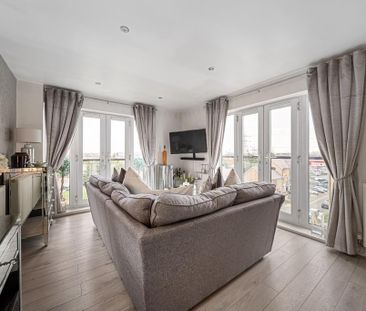 2 bedroom flat to rent - Photo 1