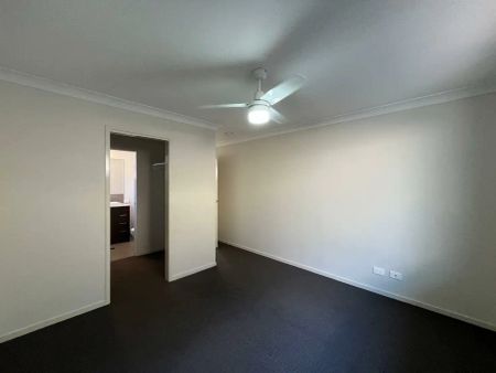 “Family Home + comfort and style $570PW will increase to $590” - Photo 5