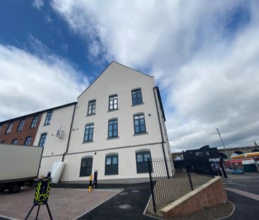 Kirkstall Road, Leeds - Photo 6