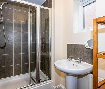 Drayton Street, Hulme, Manchester, M15 - Photo 3