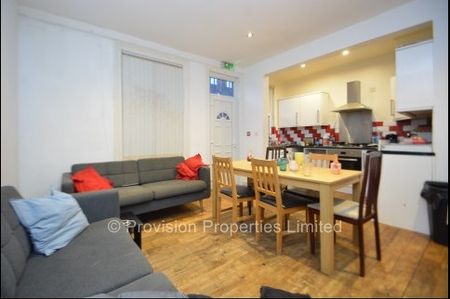 6 Bedroom Student Properties - Photo 2