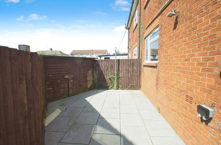 Birchgrove, Pontyclun, Llanharry - Photo 5