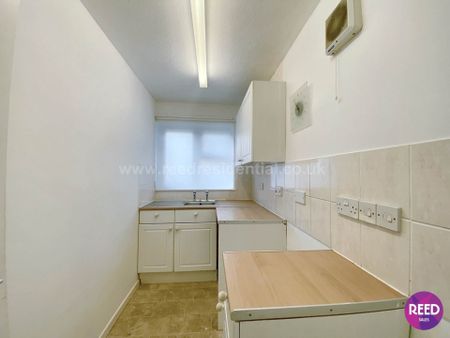 Wordsworth Court, Chelmsford - Photo 2