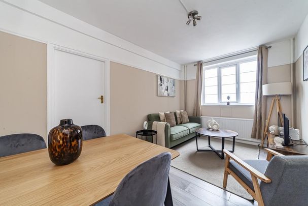 2 bedroom flat to rent - Photo 1