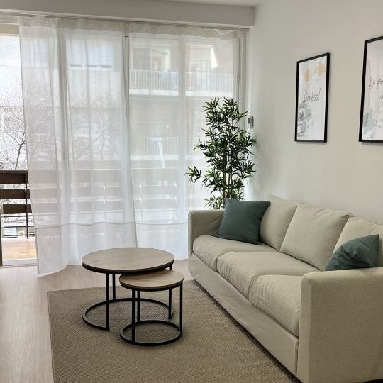 barcelona, Catalonia 08025 - Foto 1