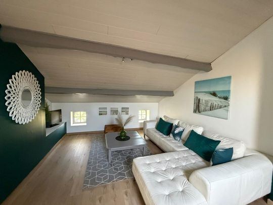 Maison 8 pièces Le Barp 211.37 m² - 5 chambres sur grand terrain - Photo 1