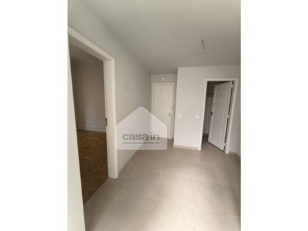 5 room luxury Flat for rent in Avenida Antonio Augusto Aguiar (Sao Sebastiao da Pedreira), Lisbon - Photo 3