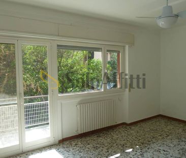 Quadrilocale vicolo San Lazzaro 16, Porto Vecchio, Sanremo - Foto 2