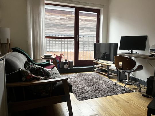 1 Bed Flat, Bridgewater Street, M3 - Photo 1