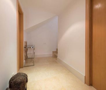 Duplex in Altos de los Monteros - Photo 2