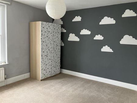 3 bedroom terraced house to rent - Photo 5