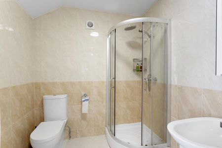 1 bedroom ground floor flat to rent - Photo 4